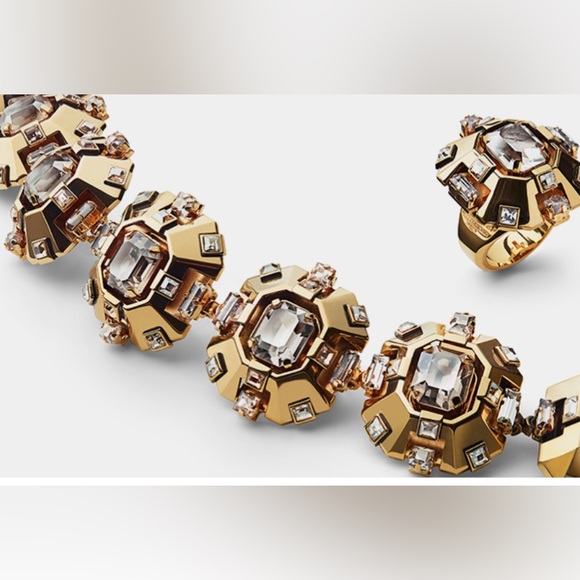 Lanvin Atelier Swarovski Gold Bracelet. - Picture 2 of 16